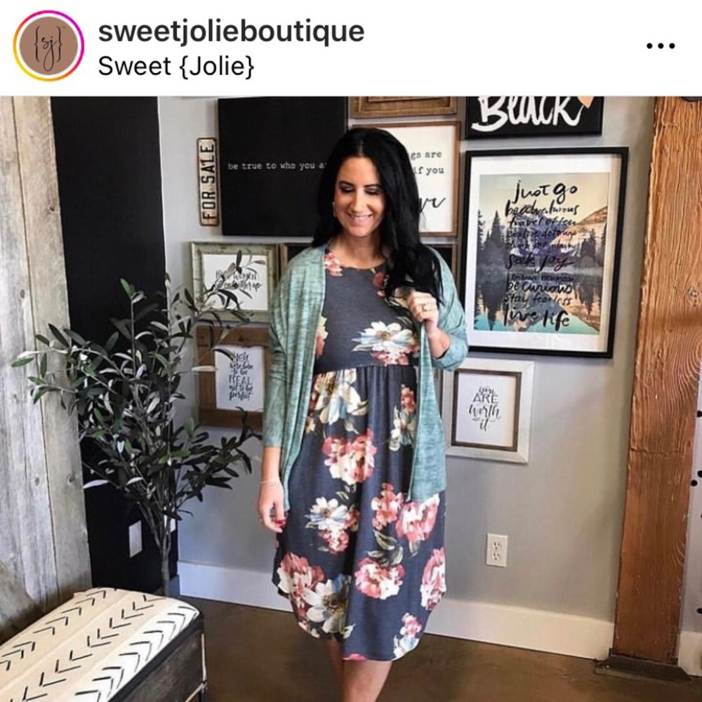 Super cute jersey dress!